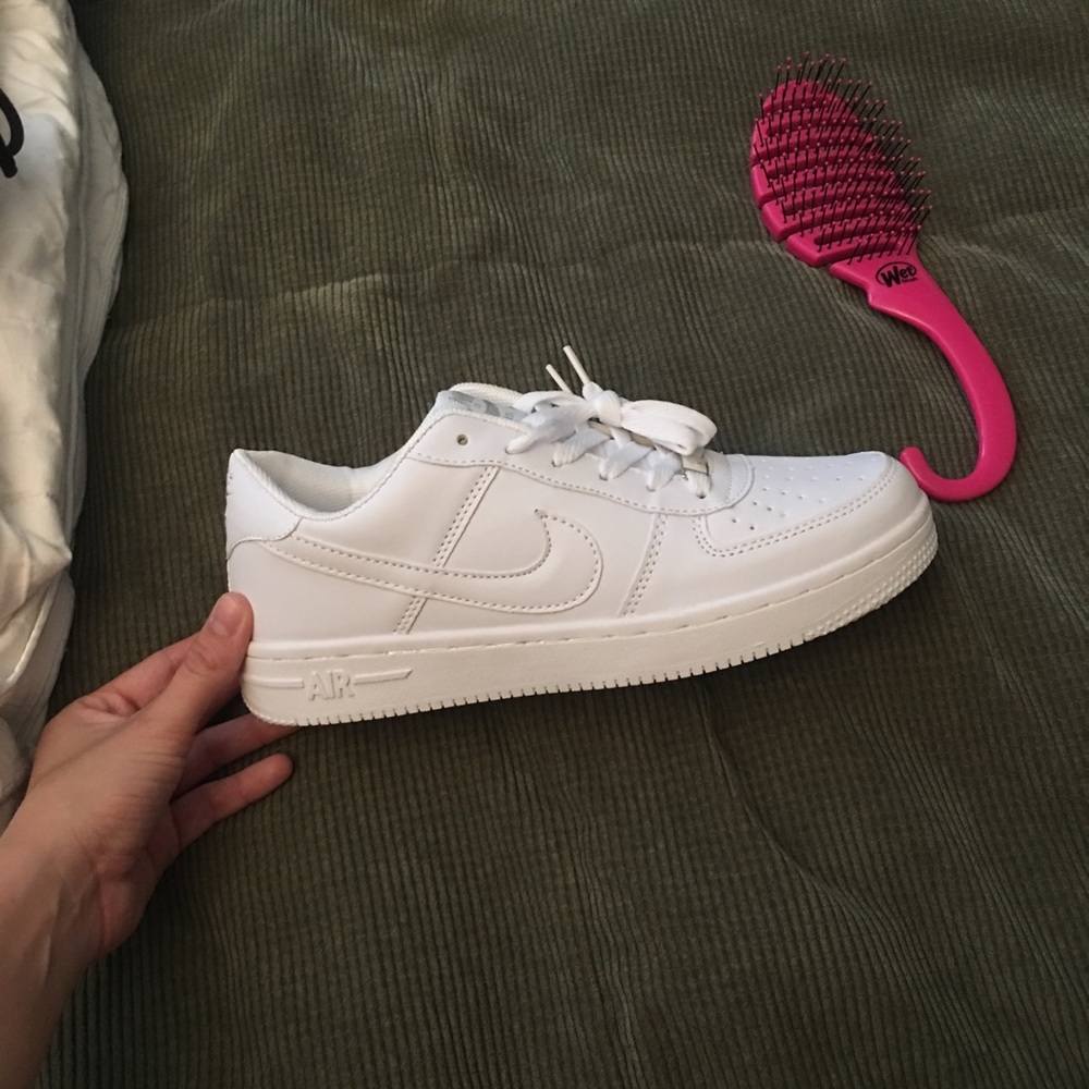Nike white Air fore. NWT never worn
